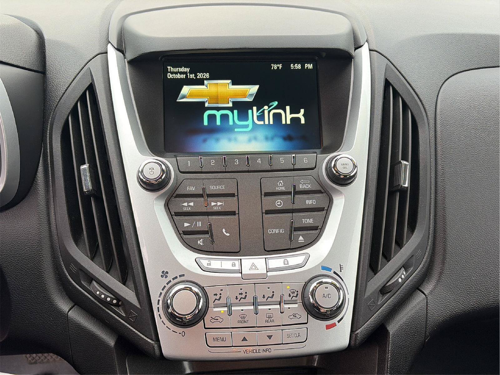 Used 2015 Chevrolet Equinox LT w/ Driver Convenience Package FWD image 26