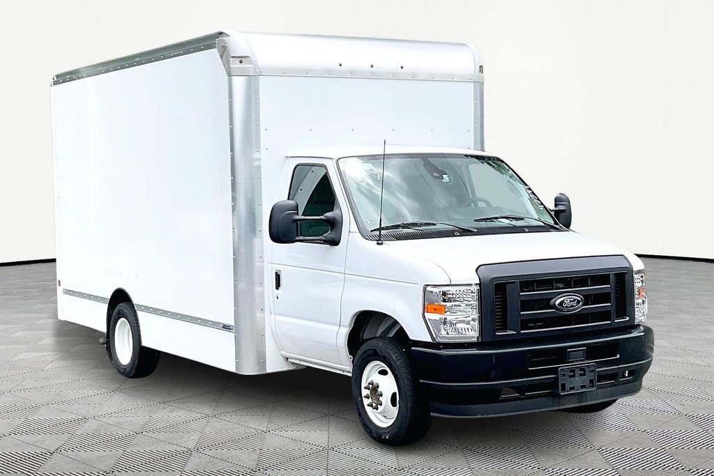 New 2024 Ford E-450 and Econoline 450 Super Duty w/ Driver's Safety Package