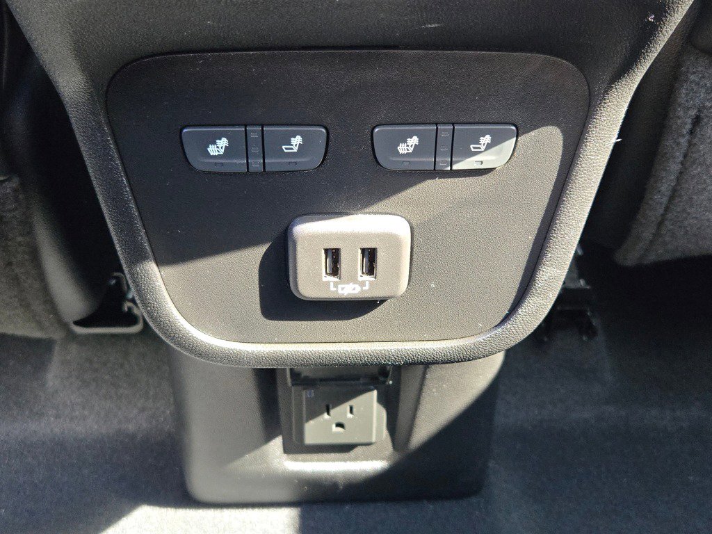 Used 2022 Chevrolet Equinox Premier image 18