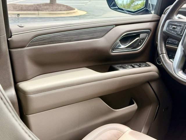 Used 2021 GMC Yukon SLT w/ SLT Premium Package AWD/4WD image 21