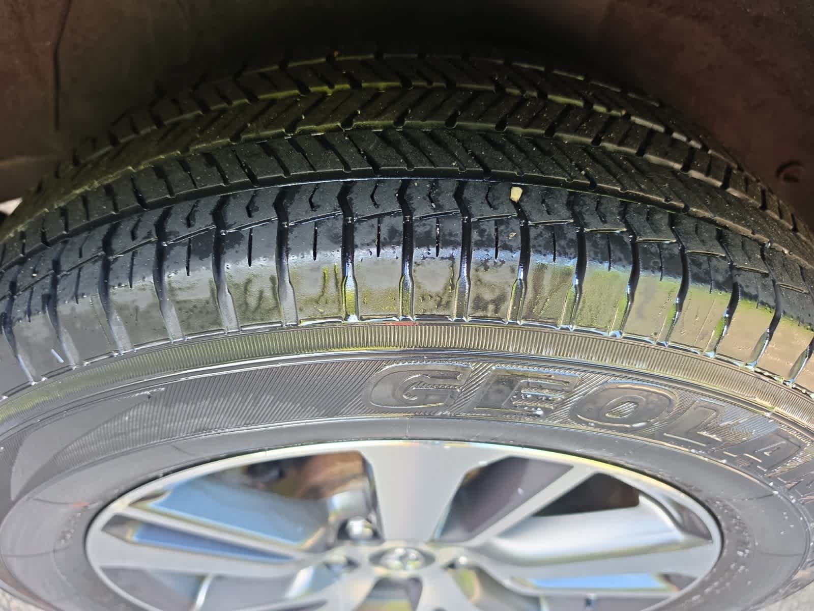 Used 2018 Toyota RAV4 XLE AWD/4WD image 9