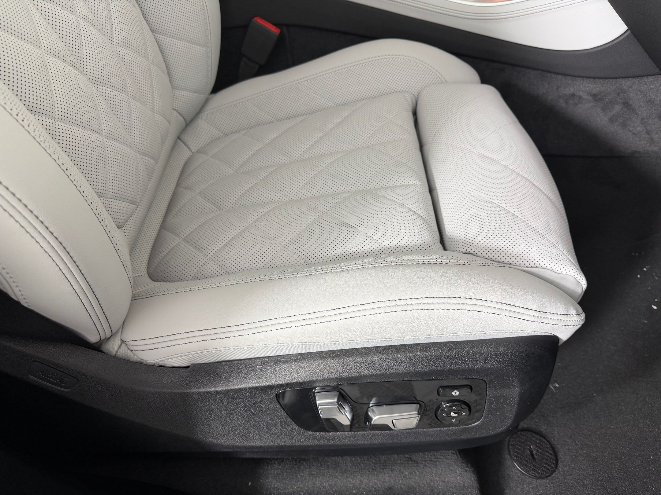 New 2026 BMW X5 sDrive40i image 34