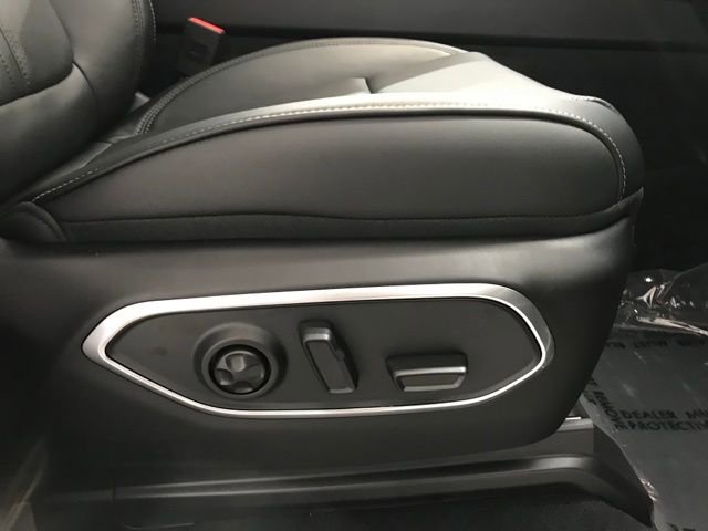 New 2025 Jeep Wagoneer 4WD w/ Convenience Group I image 42