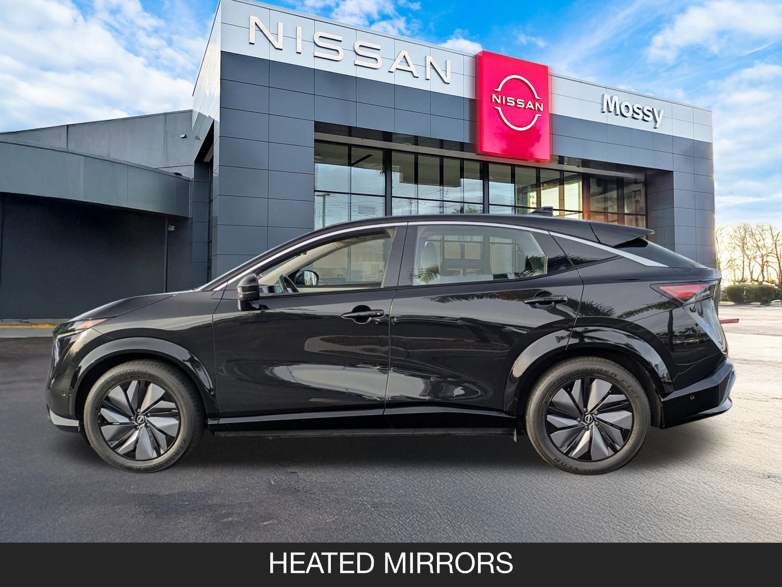 Used 2023 Nissan Ariya FWD image 5