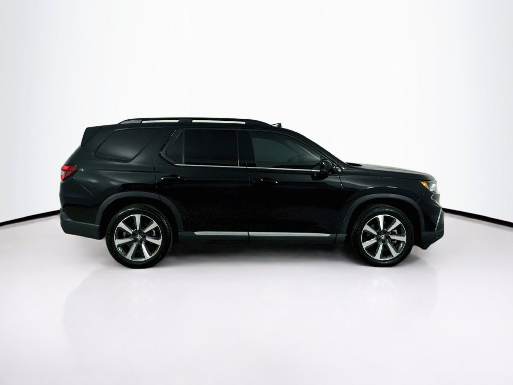 Certified 2025 Honda Pilot Elite image 9