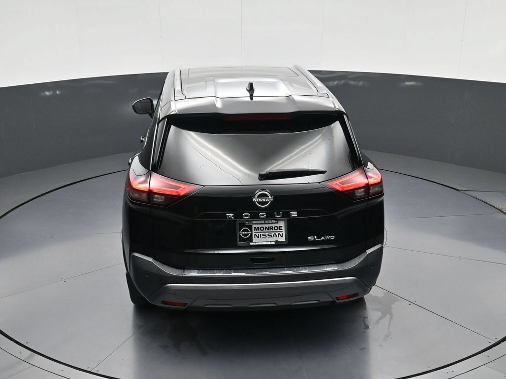 Certified 2023 Nissan Rogue SL w/ SL Premium Package AWD/4WD image 31