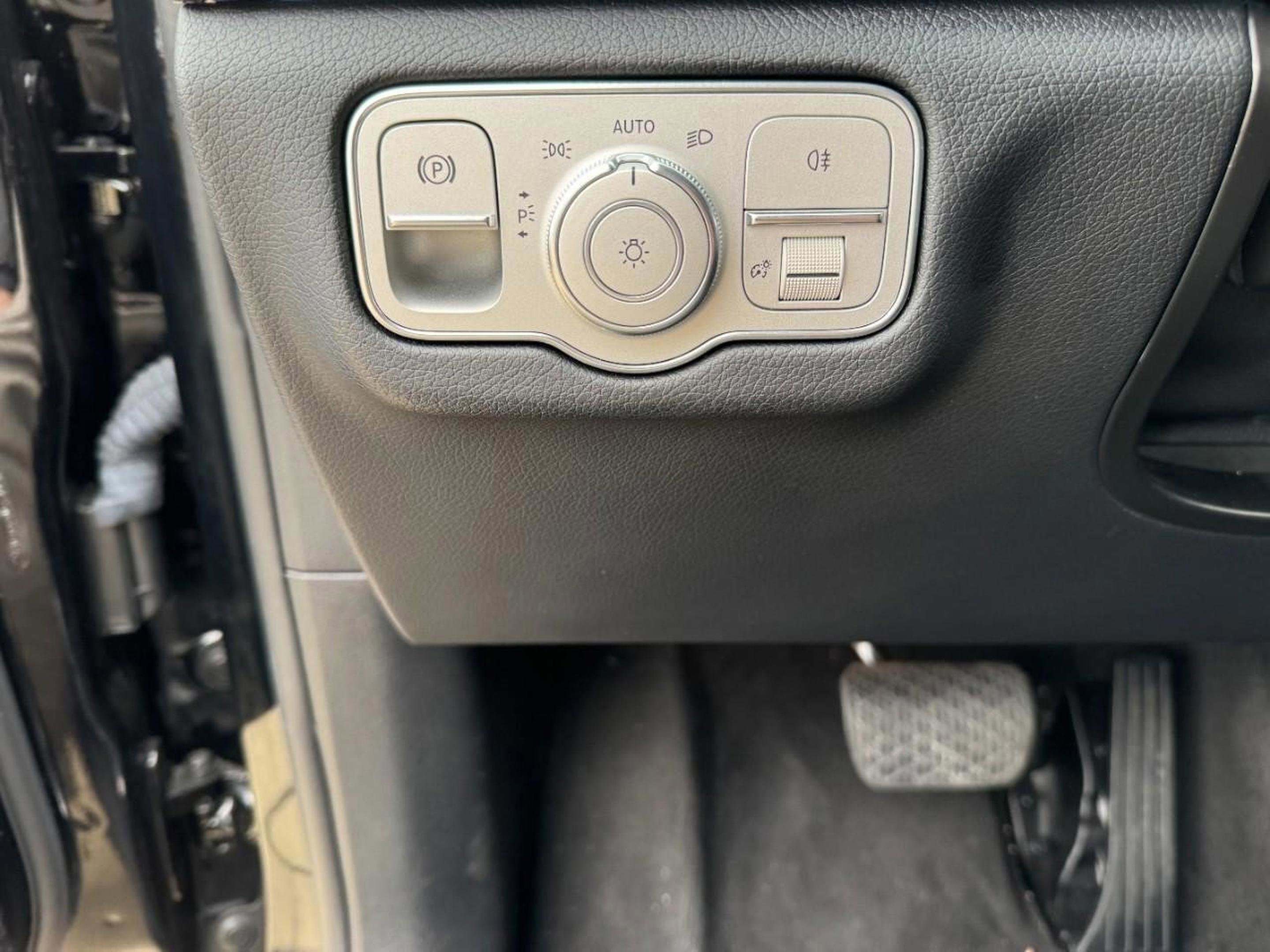 Used 2022 Mercedes-Benz GLE 350 4MATIC image 38