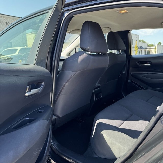 Used 2020 Toyota Corolla LE image 16