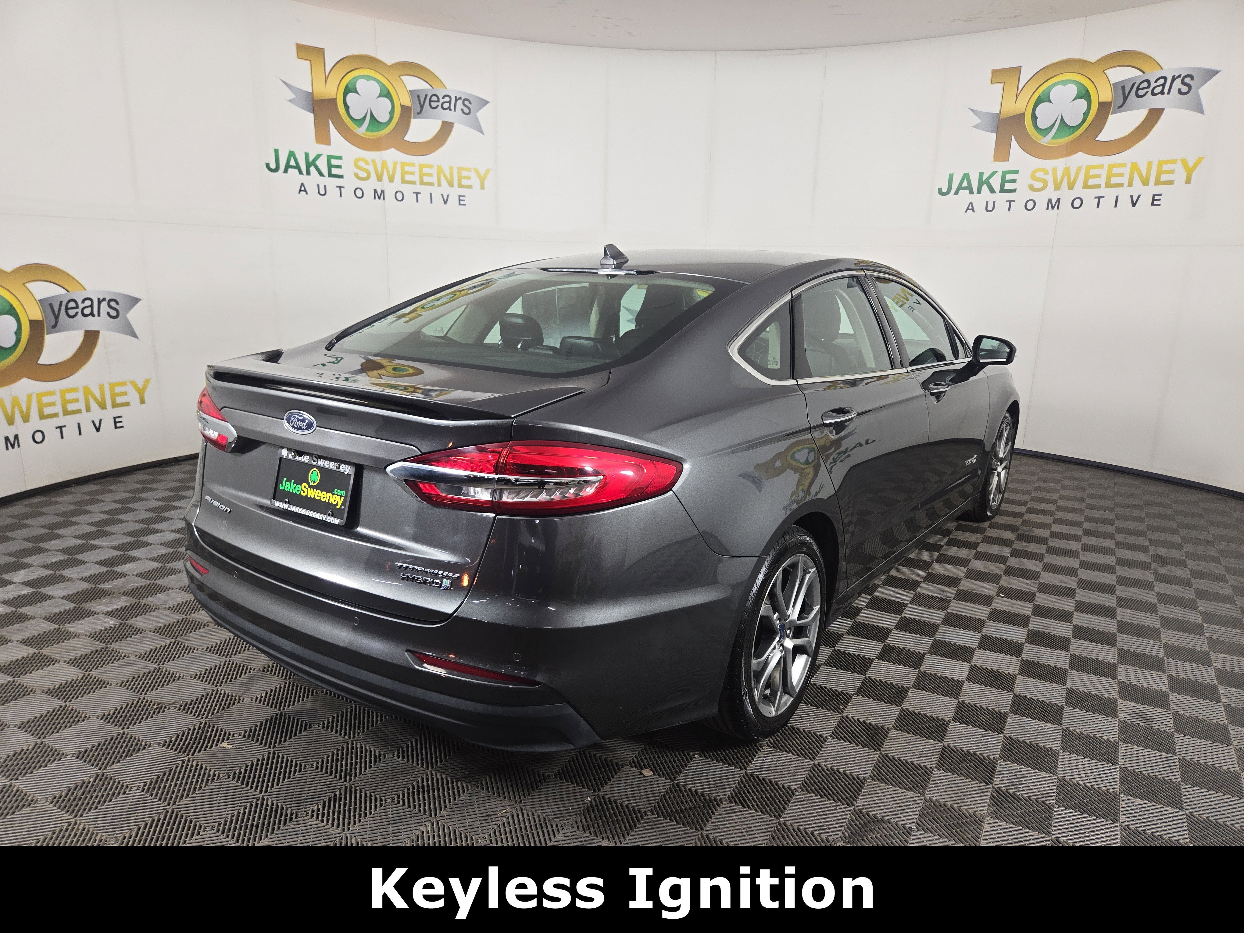 Used 2019 Ford Fusion Titanium image 9