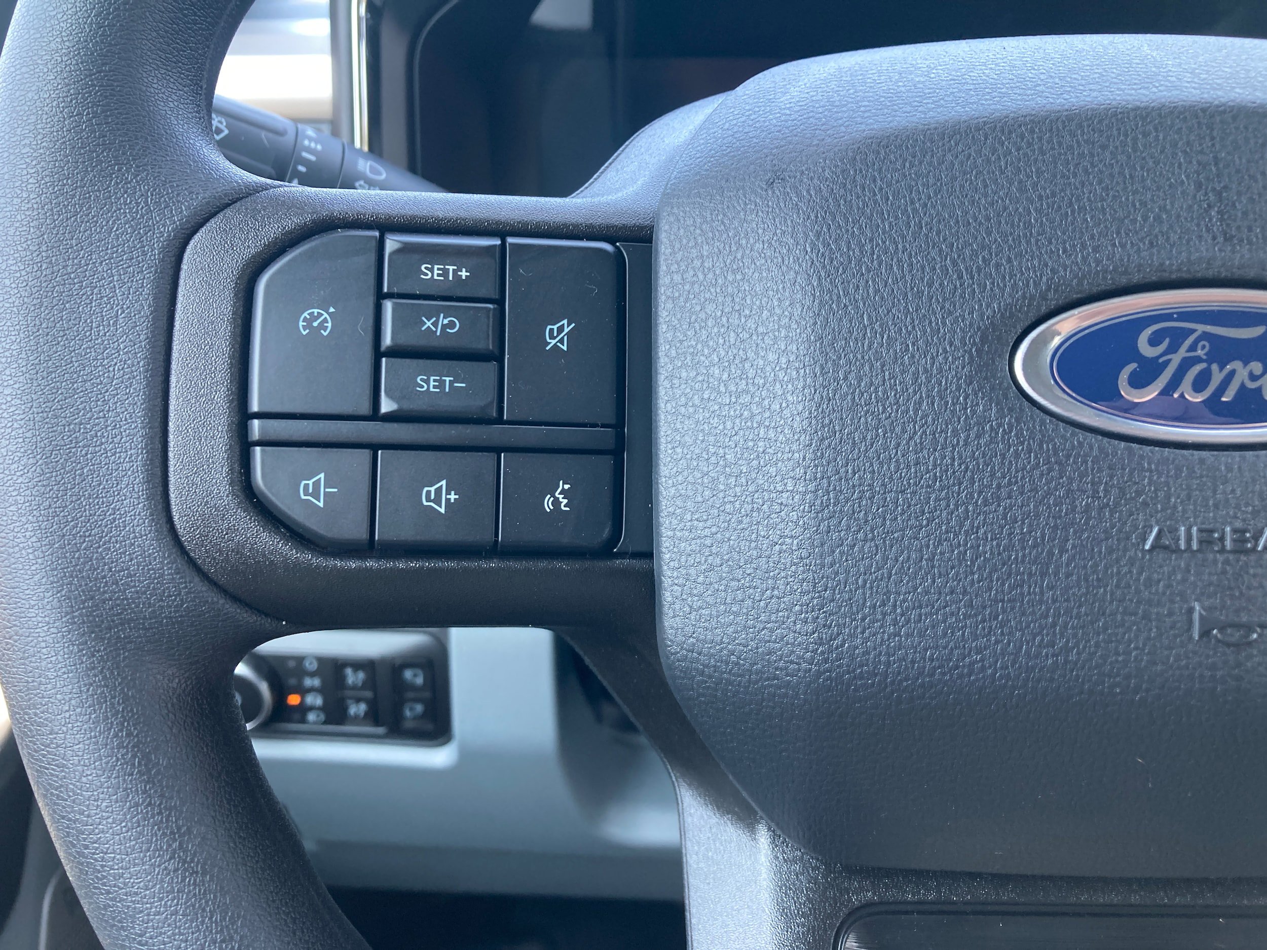 New 2026 Ford F350 XLT w/ XLT Premium Package image 30