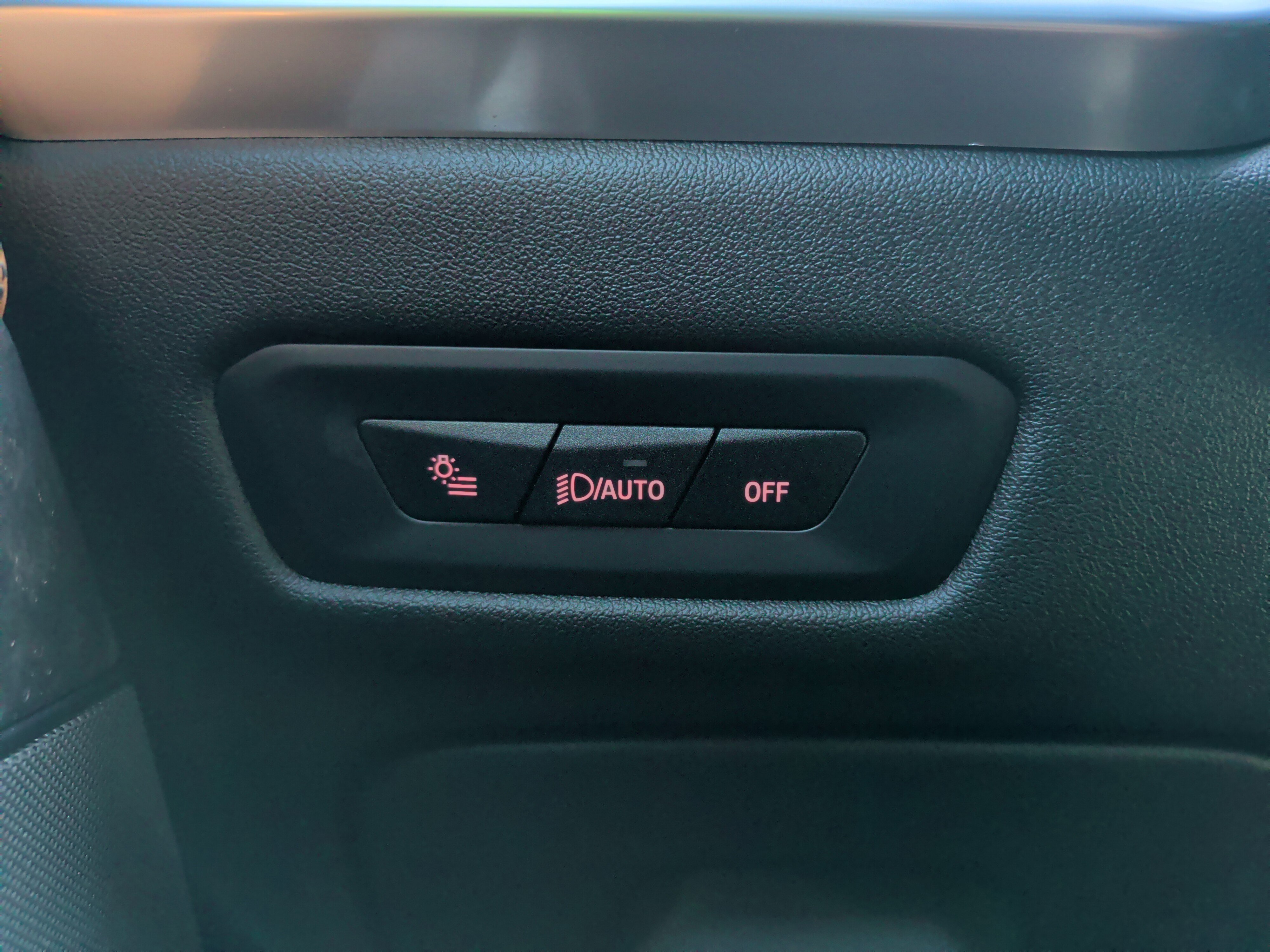 Certified 2025 BMW X5 xDrive40i w/ M Sport Package image 25