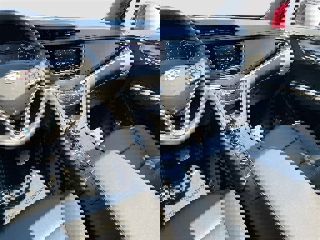 New 2025 Cadillac XT6 Luxury image 24