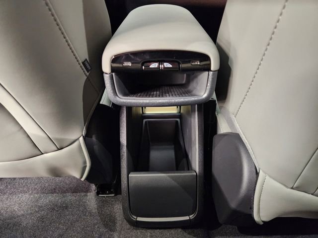 New 2026 Volvo EX30 Cross Country Ultra w/ Protection Package Premier image 29