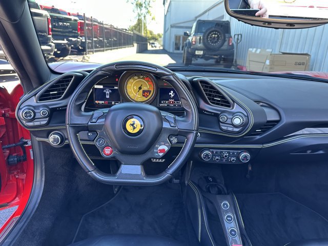 Used 2018 Ferrari 488 Spider RWD image 20
