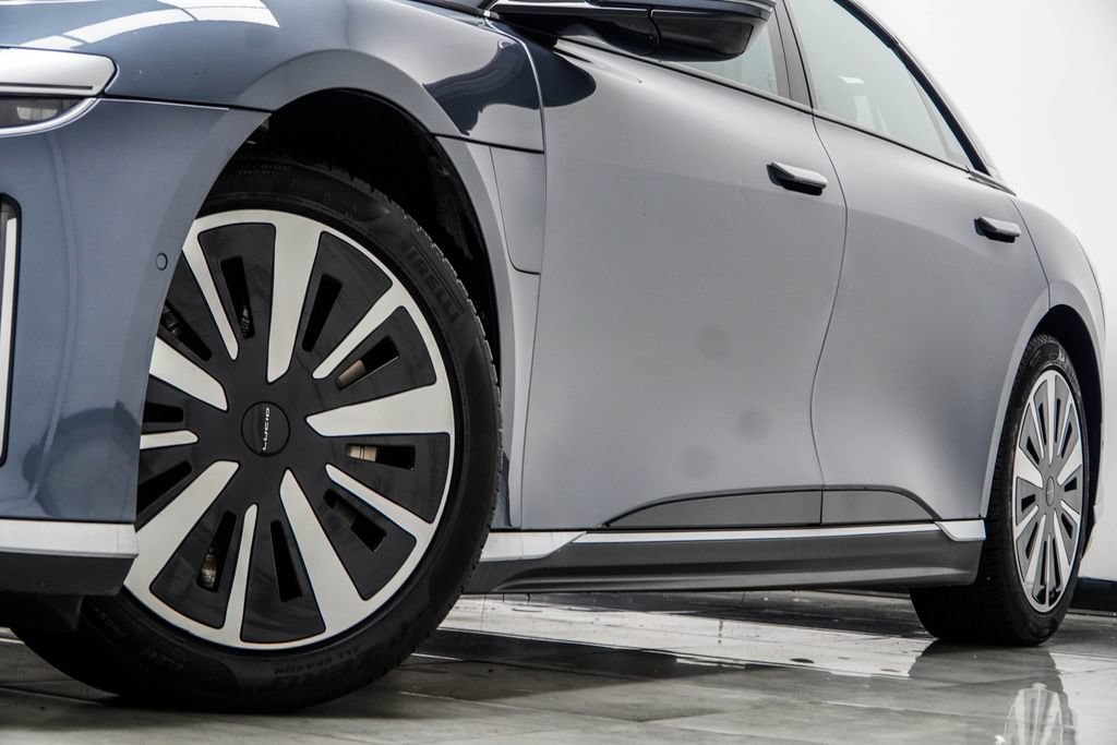 Used 2024 Lucid Air Touring AWD/4WD image 3