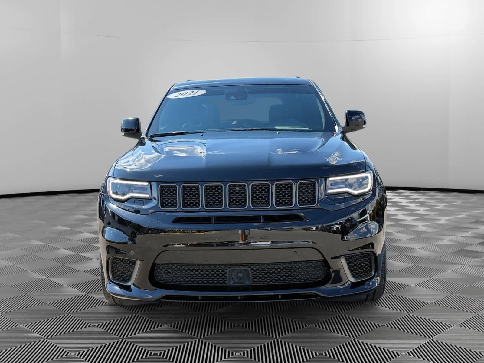 Used 2021 Jeep Grand Cherokee Trackhawk AWD/4WD image 8