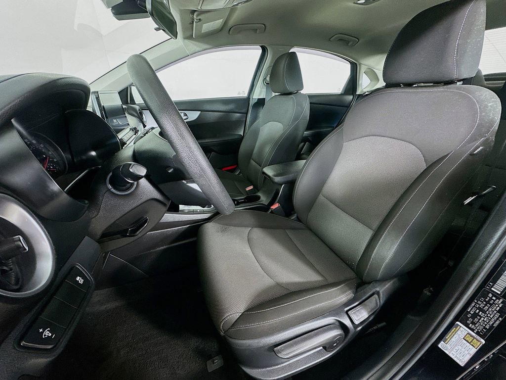 Certified 2023 Kia Forte LX image 25