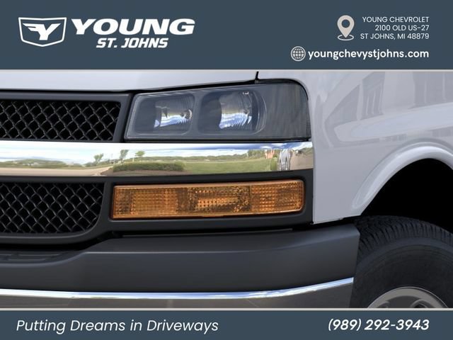 New 2026 Chevrolet Express 3500 RWD image 10
