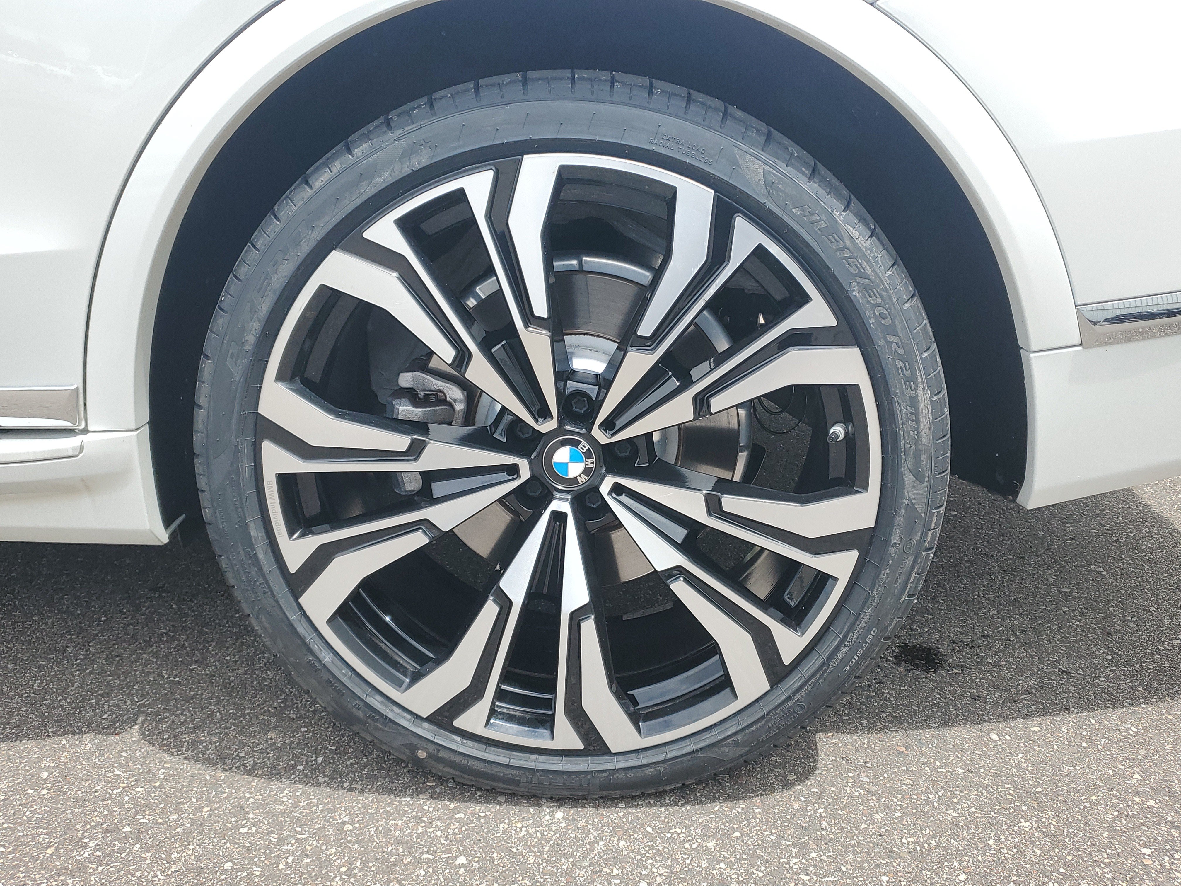 Certified 2024 BMW X7 xDrive40i w/ Executive Package AWD/4WD image 28