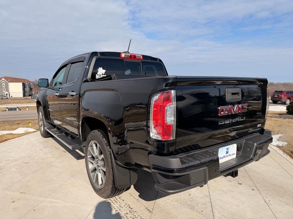 Used 2022 GMC Canyon Denali image 3