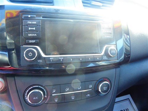 Used 2017 Nissan Sentra SV image 10