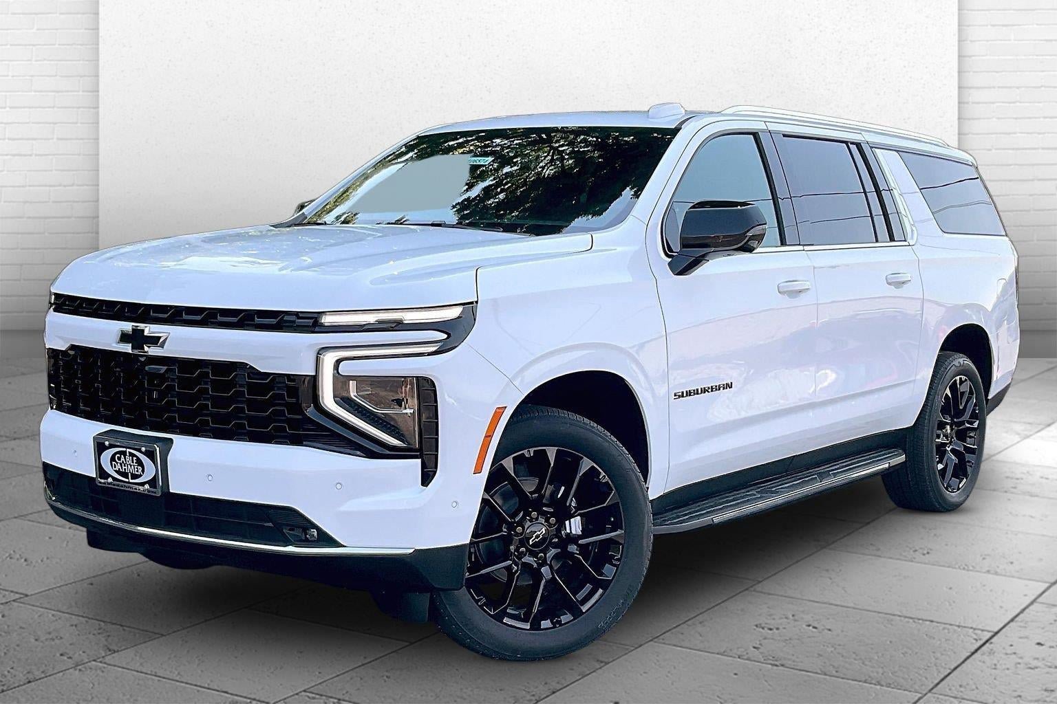 New 2026 Chevrolet Suburban LT AWD/4WD image 2