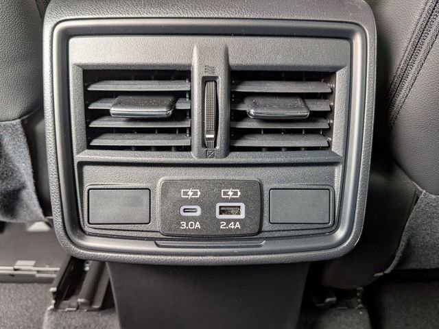 Certified 2025 Subaru Forester Premium AWD/4WD image 30