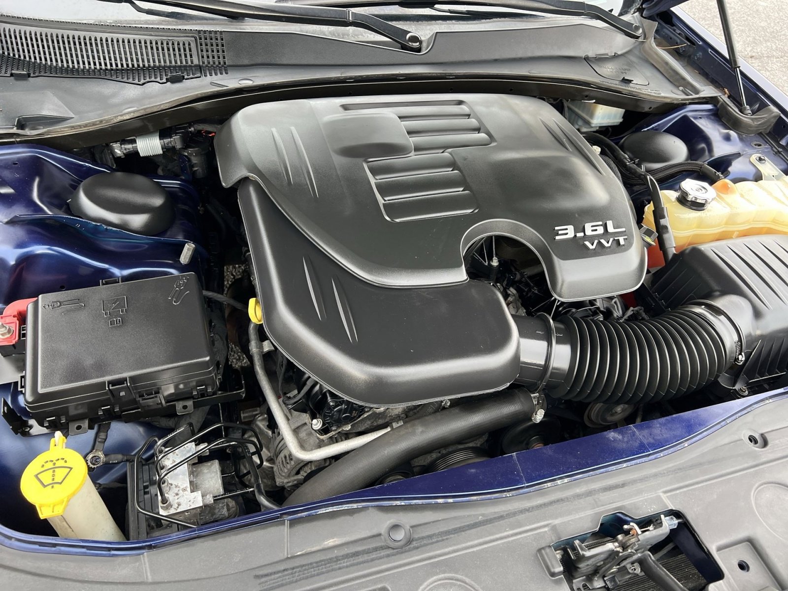 Used 2017 Chrysler 300 Limited image 23