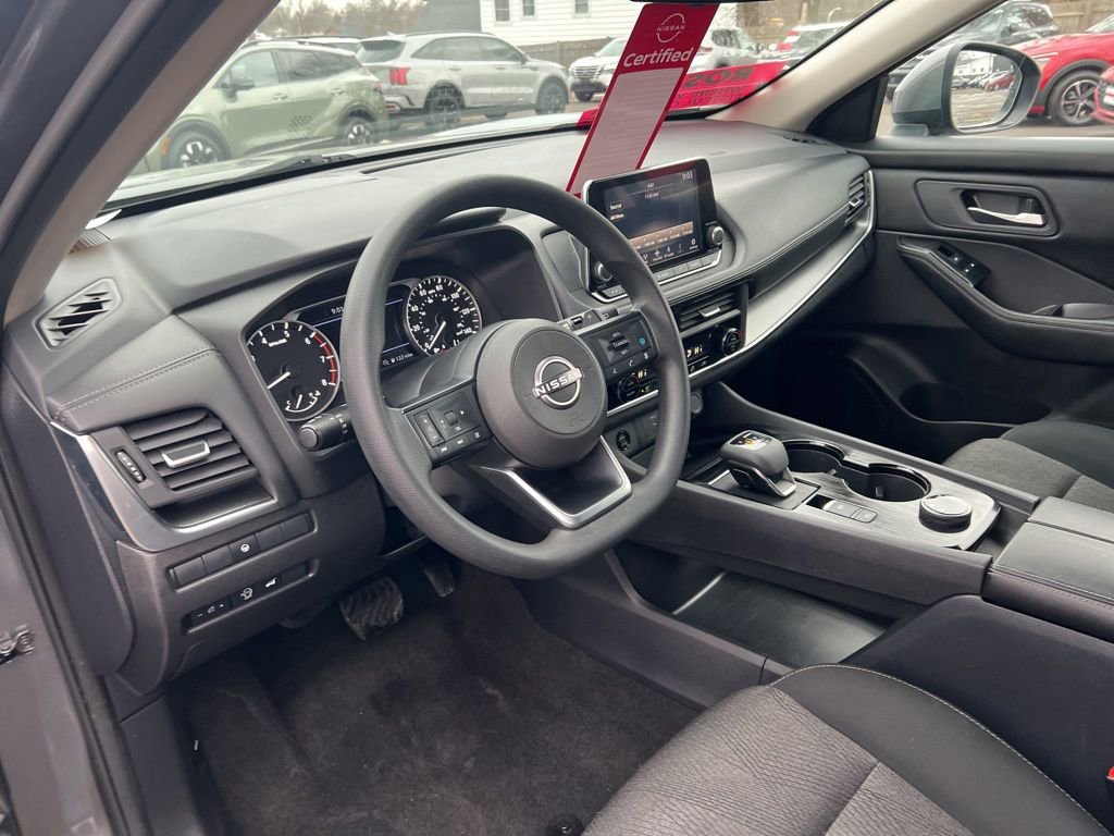 Certified 2024 Nissan Rogue SV image 6