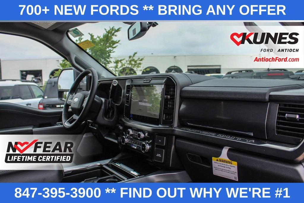 New 2025 Ford F250 Lariat w/ Black Appearance Package AWD/4WD image 19