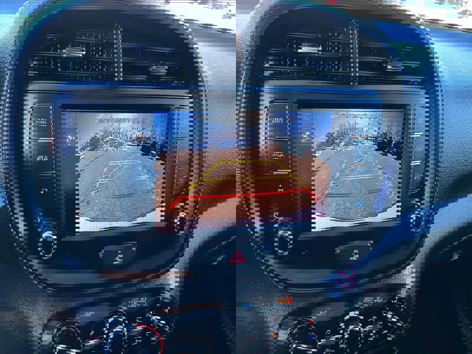 Used 2023 Kia Soul LX w/ LX Technology Package image 19