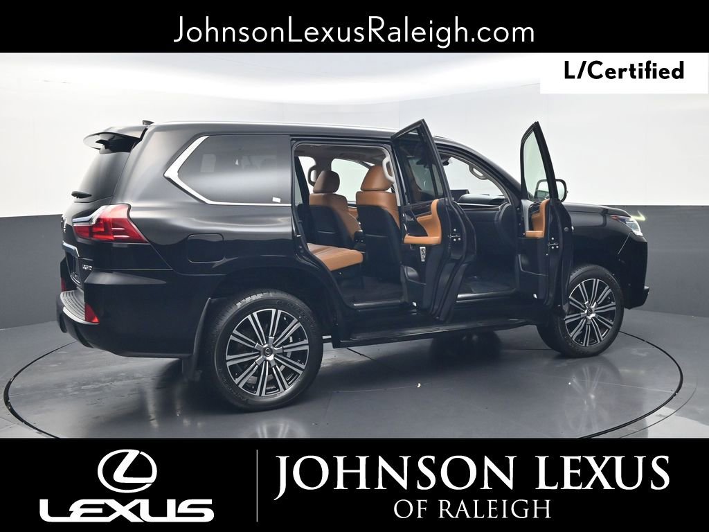 Used 2021 Lexus LX 570 4WD w/ Luxury Package image 33
