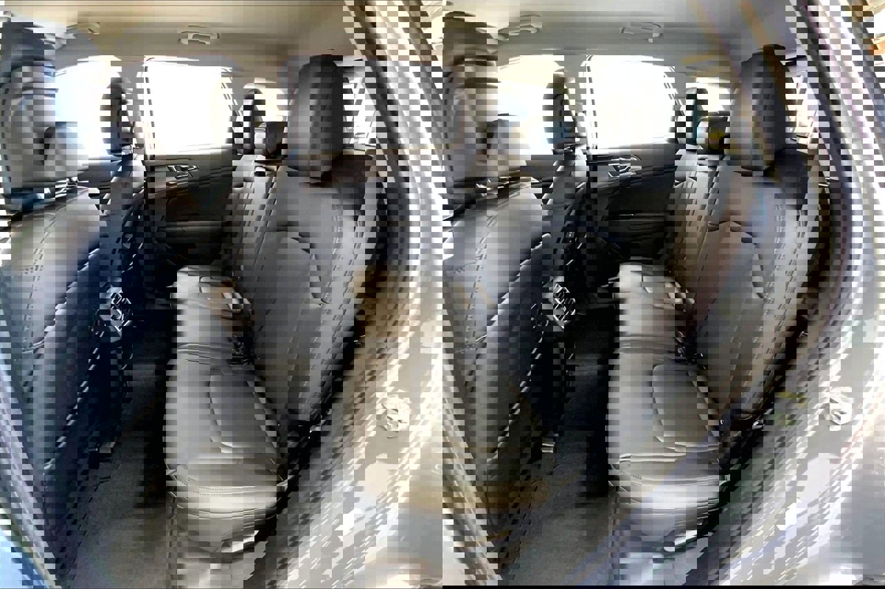 Used 2023 Kia Sportage EX image 19