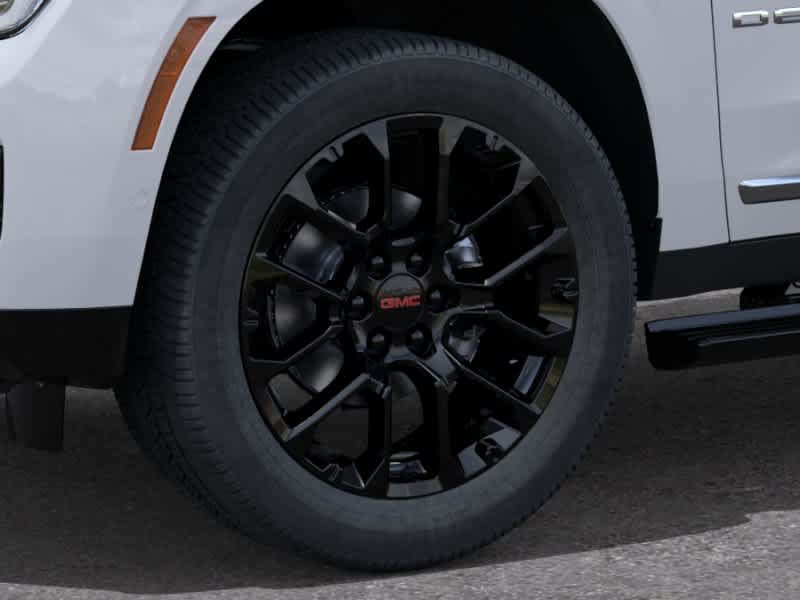New 2026 GMC Yukon XL Denali w/ Sun & Power Step Package AWD/4WD image 9