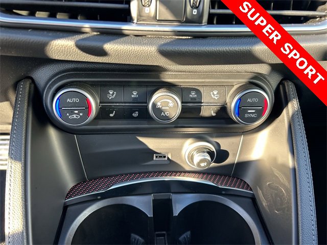 Used 2024 Alfa Romeo Stelvio Quadrifoglio image 21