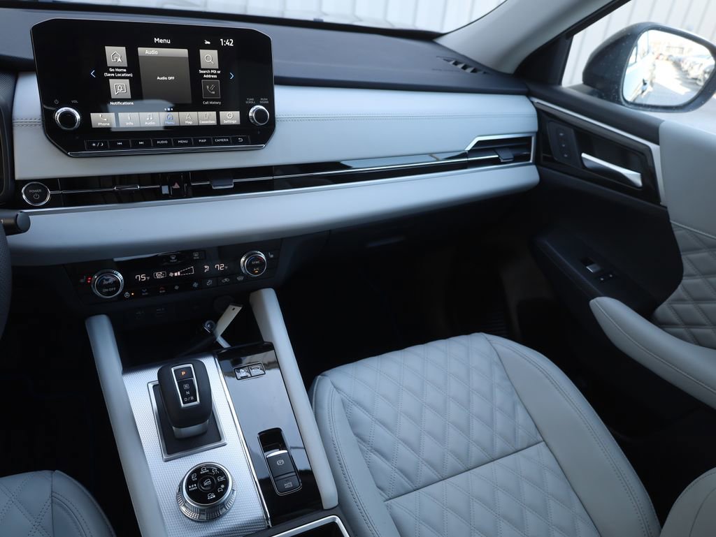 New 2025 Mitsubishi Outlander SEL image 28