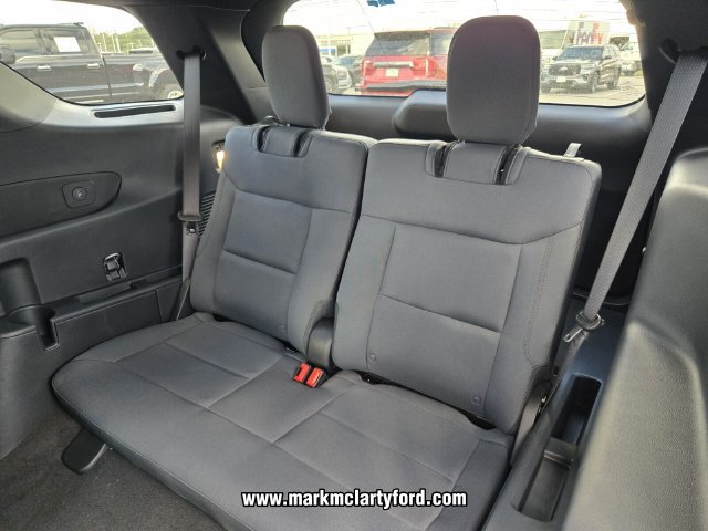 New 2027 Ford Explorer Active RWD image 9