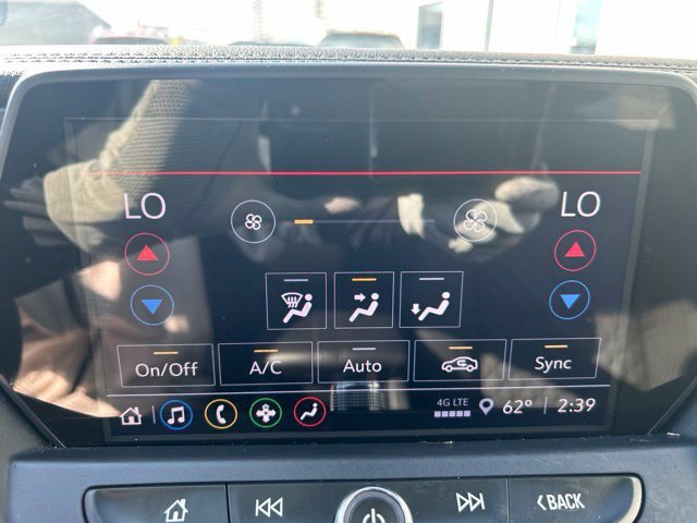 Used 2022 Chevrolet Blazer LT FWD image 27