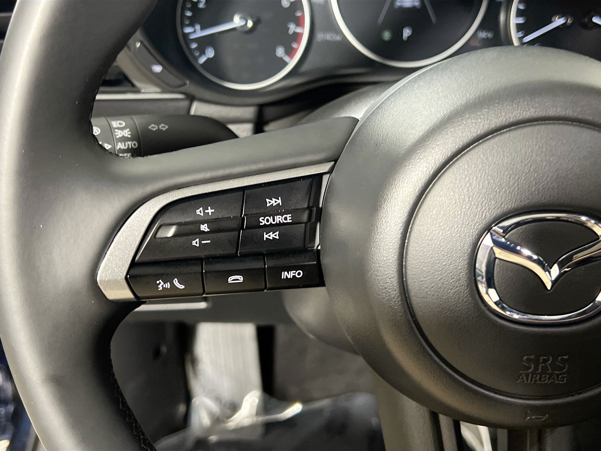 Used 2026 MAZDA MAZDA3 s Sport FWD image 19