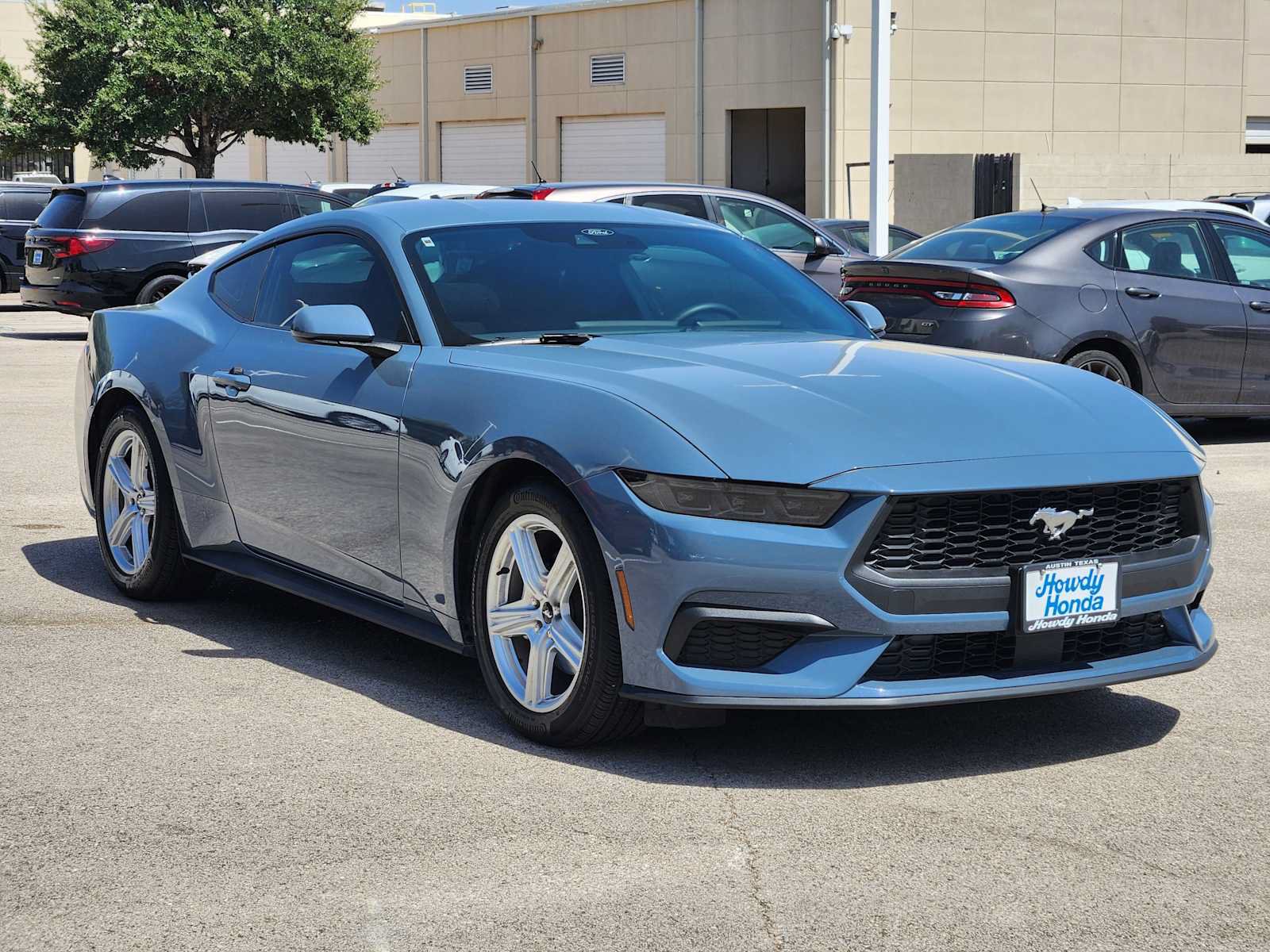 Used 2026 Ford Mustang Coupe RWD image 3