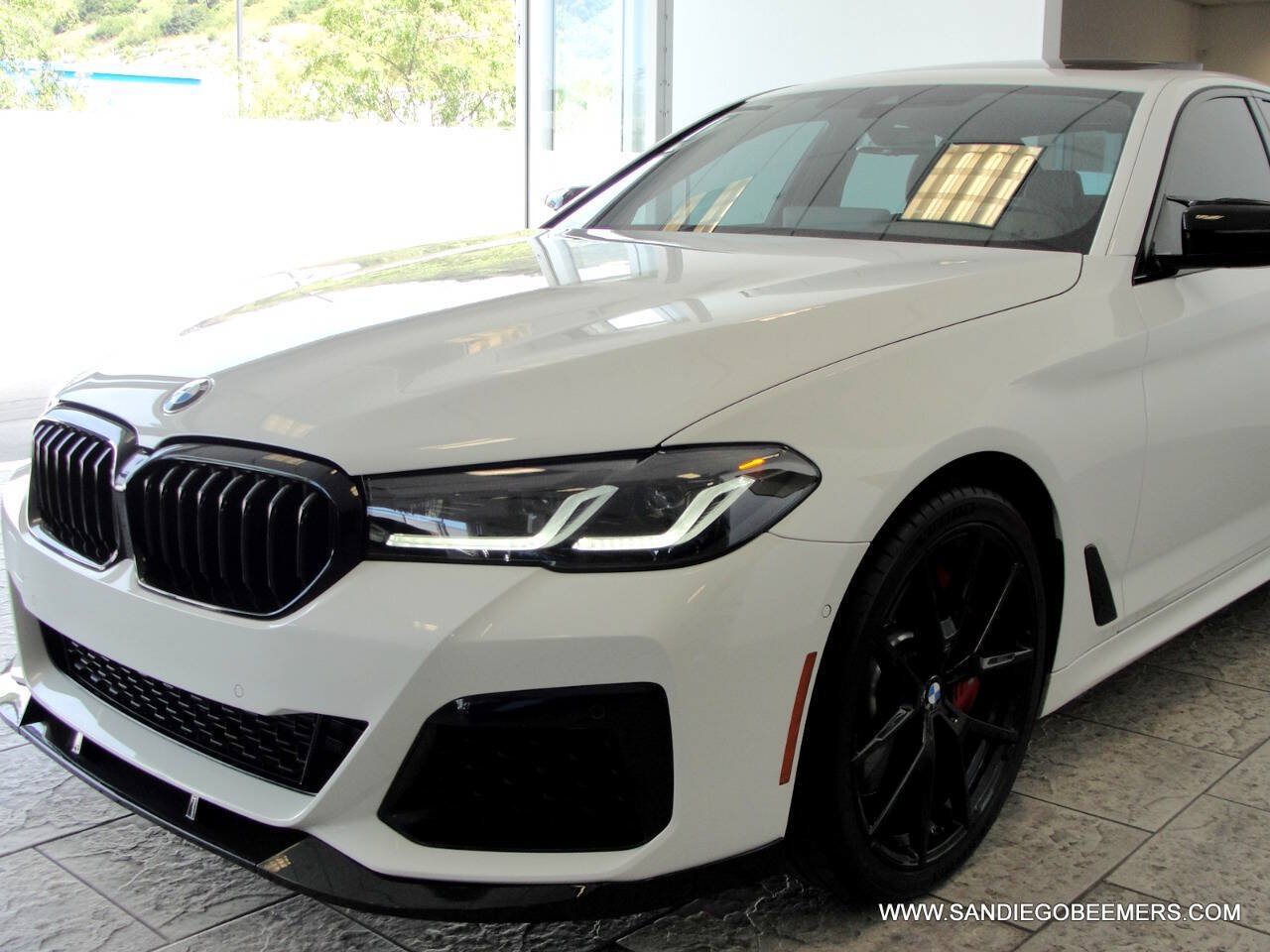 Used 2023 BMW 540i w/ M Sport Package RWD image 41