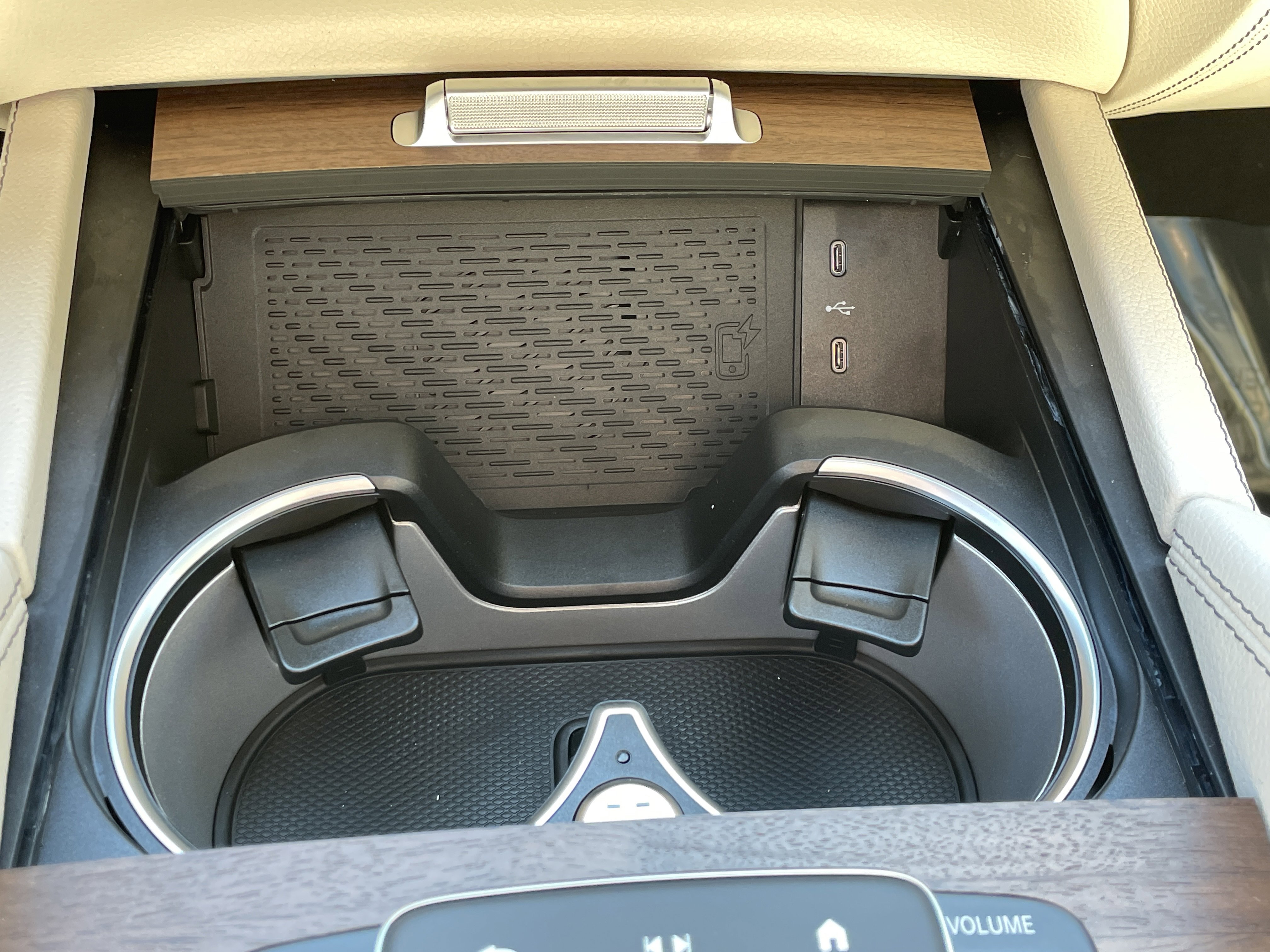 New 2026 Mercedes-Benz GLS 580 4MATIC image 31