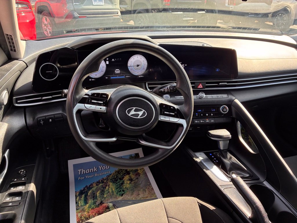 Certified 2024 Hyundai Elantra SEL FWD image 28