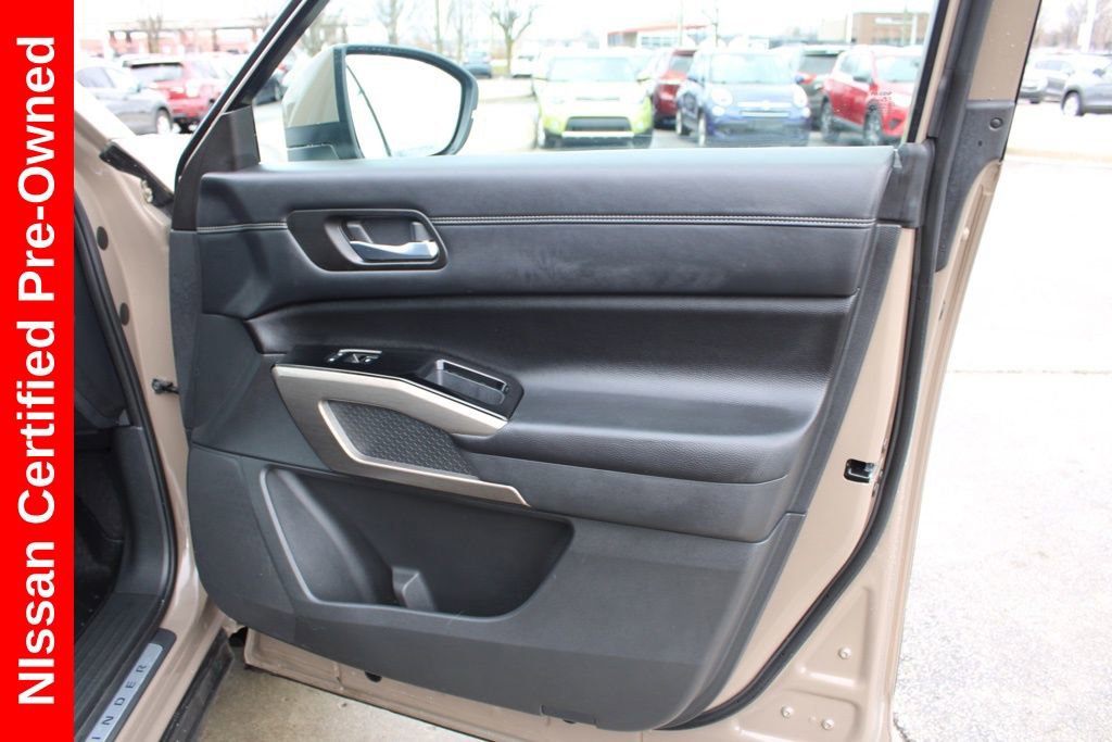 Certified 2023 Nissan Pathfinder Platinum image 22