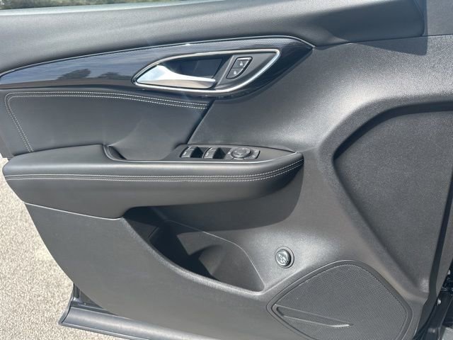 Used 2023 Buick Envision Preferred image 35