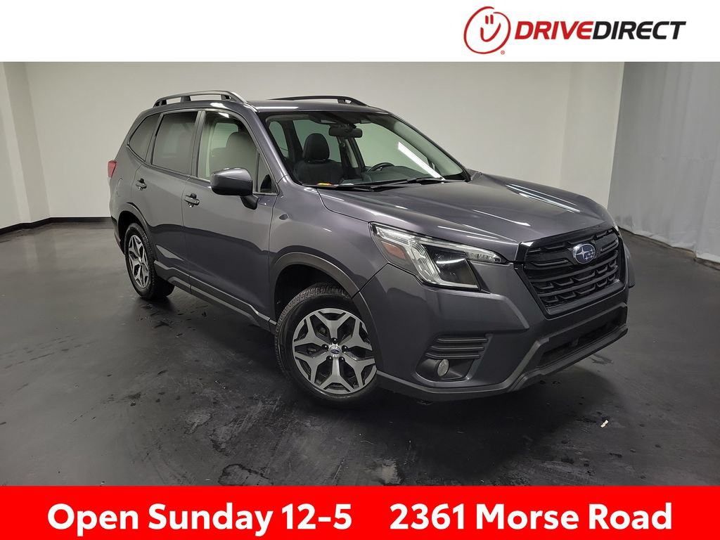 Used 2023 Subaru Forester Premium AWD/4WD image 1