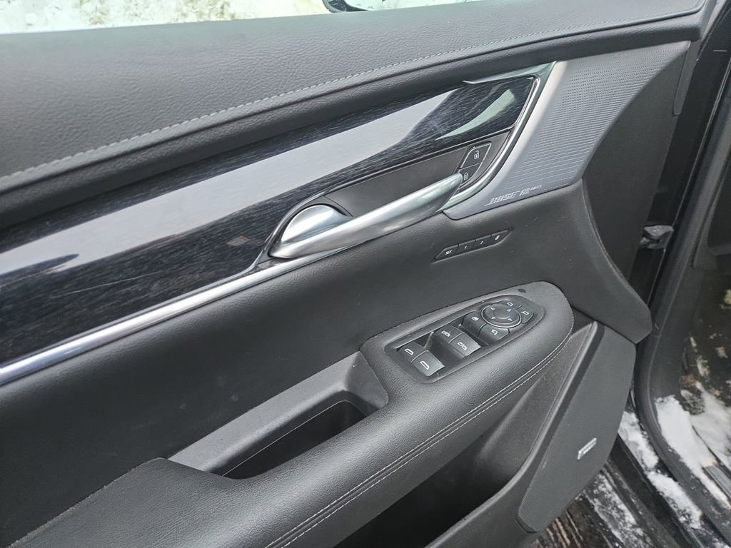 Certified 2023 Cadillac XT5 Premium Luxury image 11