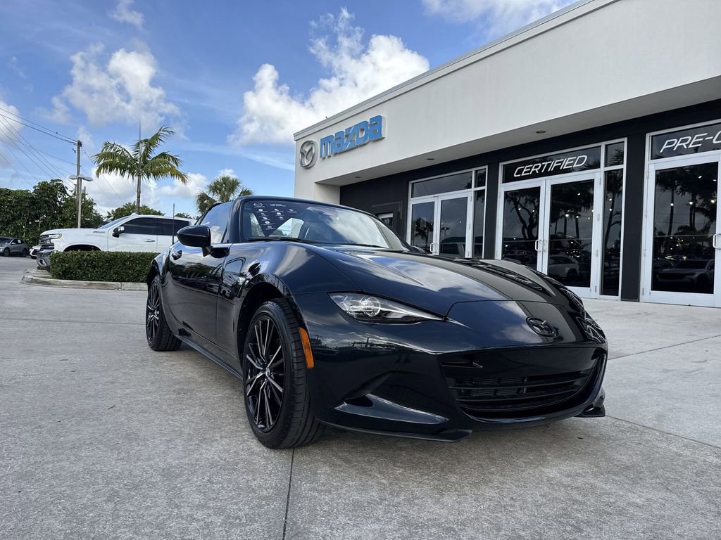 Used 2024 MAZDA MX-5 Miata RF Grand Touring w/ Weather Package RWD image 30