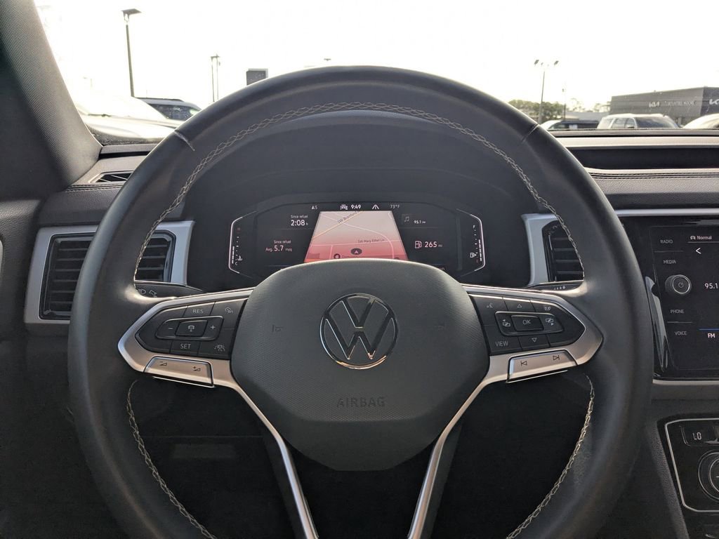 Used 2021 Volkswagen Atlas Cross Sport SEL Premium image 22