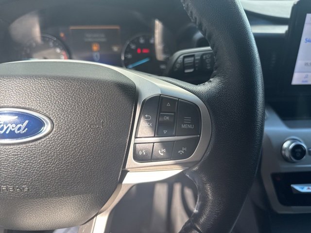 Used 2022 Ford Explorer XLT image 17